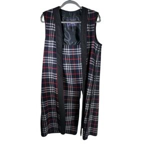 Vintage Burberry's of London Trench coat lining 100% Wool plaid